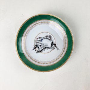 rukavičky v zelené misce